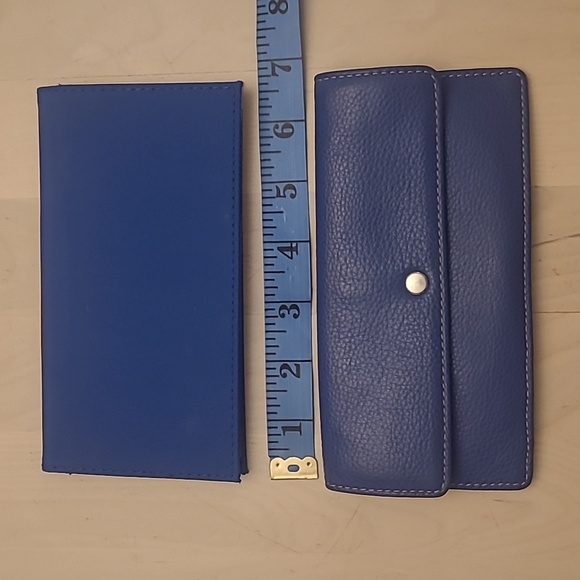 EUC Liz Claiborne Compact Blue Wallet and Checkbook Holder - Picture 9 of 11